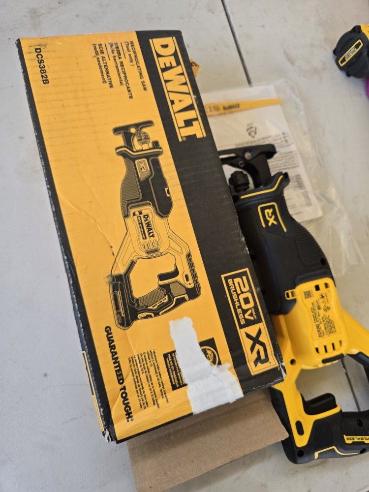20v Max Cordless Brushless Reciprocating Saw 