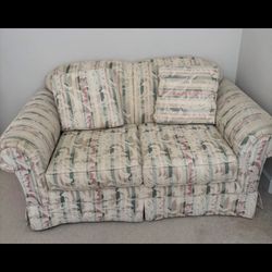 Vintage Loveseat SOFA 