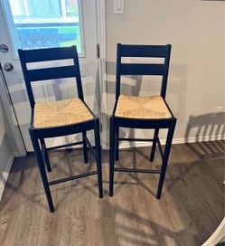 Wood bar stools