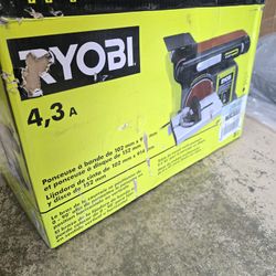 Ryobi Corded 4 in x 36 in. Belt and 6 in. Disc Sander