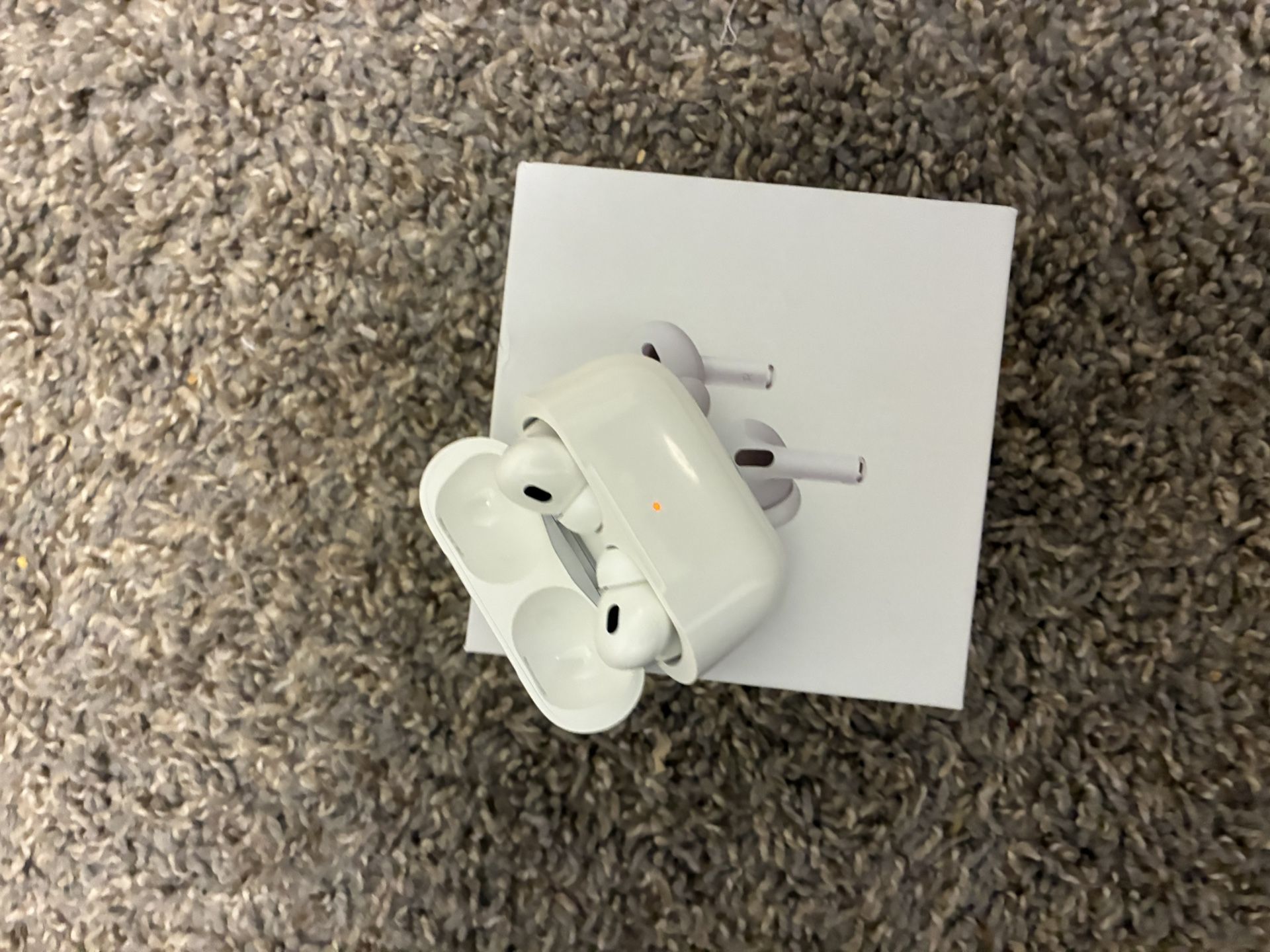 Selling 2 Airpod Pros Separately