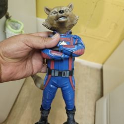 11" ROCKET RACOON GUARDIANS IF THE GALAXY STATUE FIGURE SOLID HWAVY