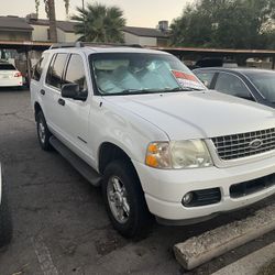 2005 Explorer V6
