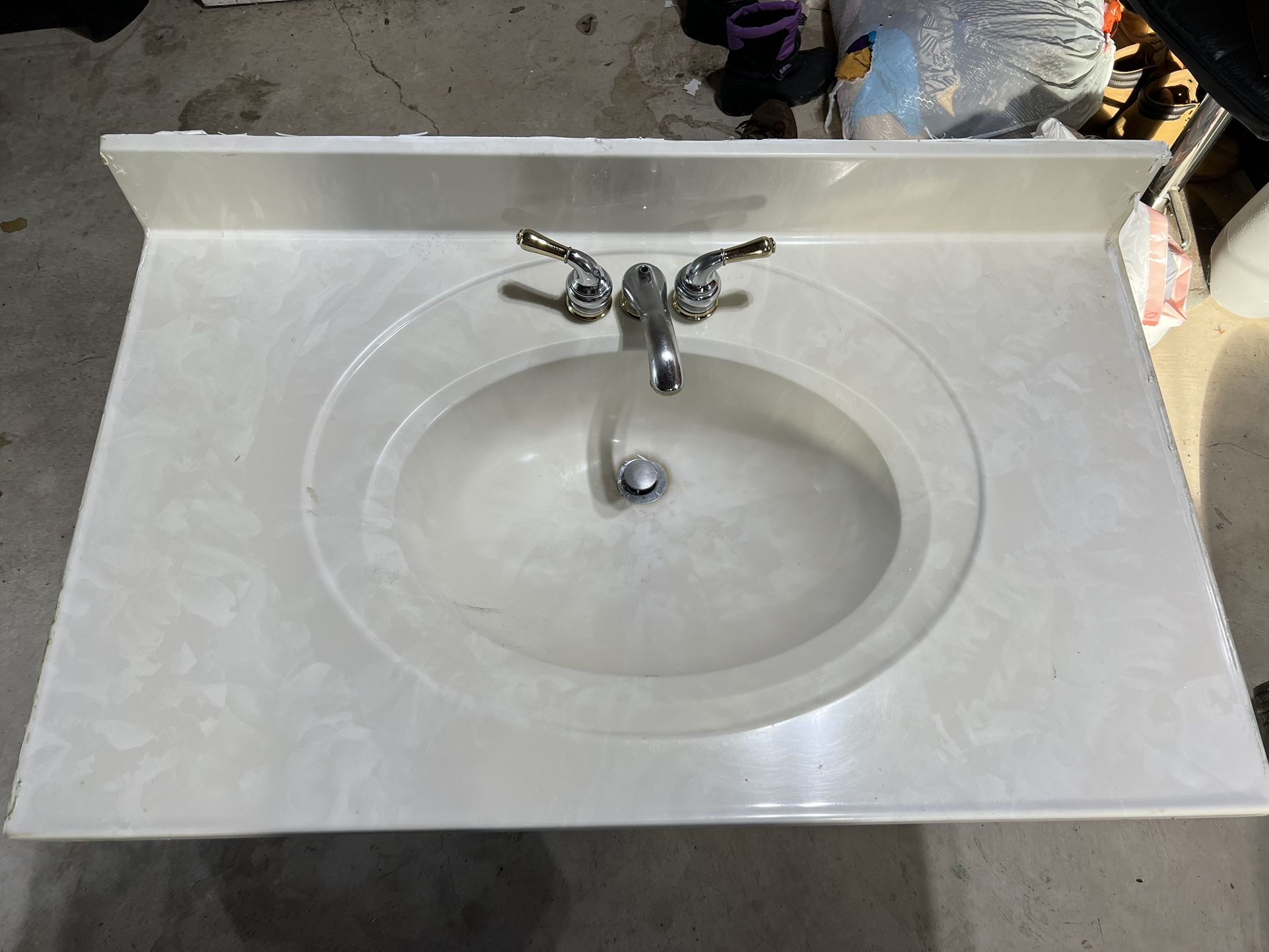 Bathroom Vanity Top With Side Splash Guards