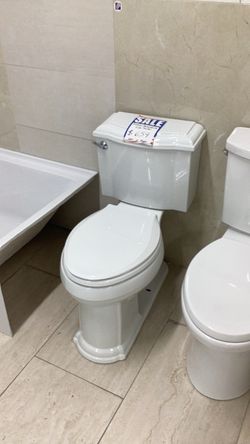 White Two-Piece Toilet with Classic Design Kohler Devonshire 2 piece toilet new