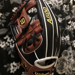 Left Hand Baseball Glove Sz 11 1/2