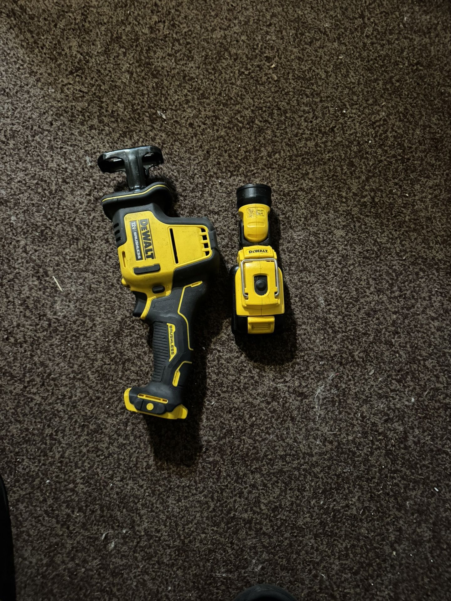 dewalt hacksawll and flashlight and battery