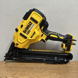 DEWALT DCN650B 20V MAX XR Lithium-Ion Cordless 15-Gauge Angled Finish Nailer (Tool Only)