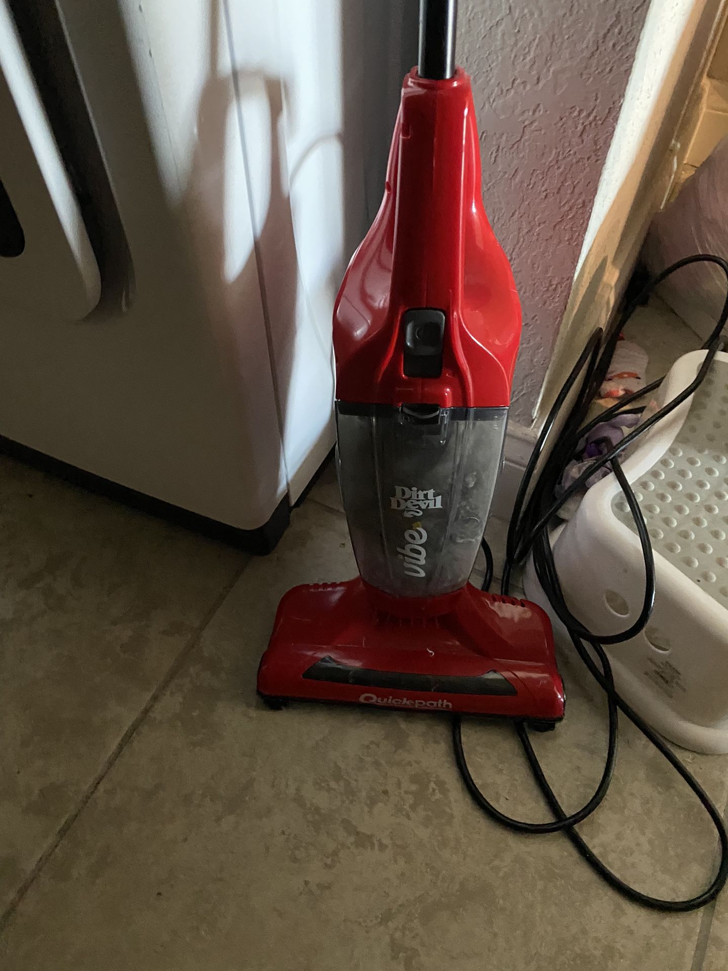 Dirt Devil Vacuum