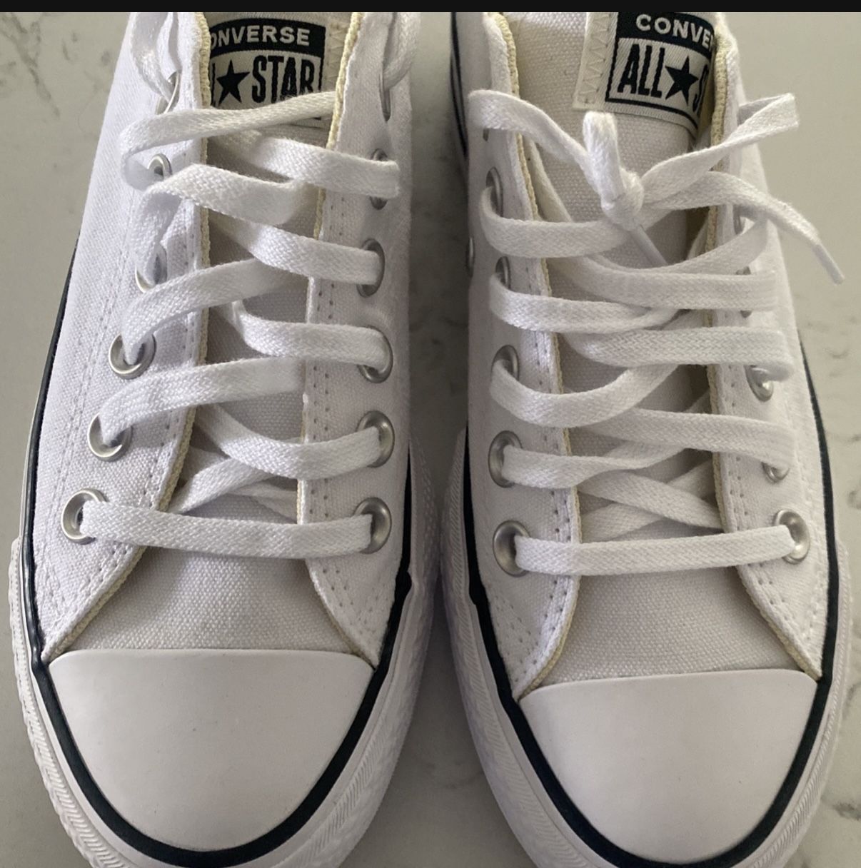 Converse Chuck Taylor Platforms Women