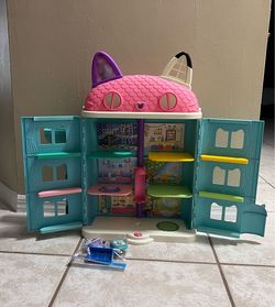 Gabby dollhouse
