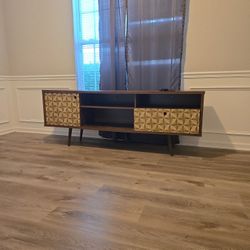 TV stand