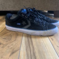 Converse Mens Size 10 Black & Blue Low Top Converse Shoes