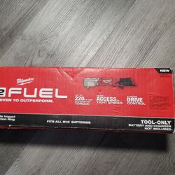 Milwaukee Angle Right Impact Wrench M12 (Tool Only)