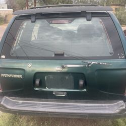 97 Nissan Pathfinder 