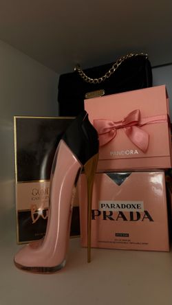 Perfumes sale