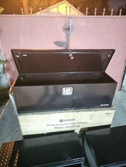 NEW UNDER TOOL BOX 48"x15x15 LONG AVAILABLE ALUMINUM ONLY BOX DIAMOND SET KEYS INCLUDING FOR ANY QUESTION TEXT ME PLEASE SE HABLA ESPAÑOL 