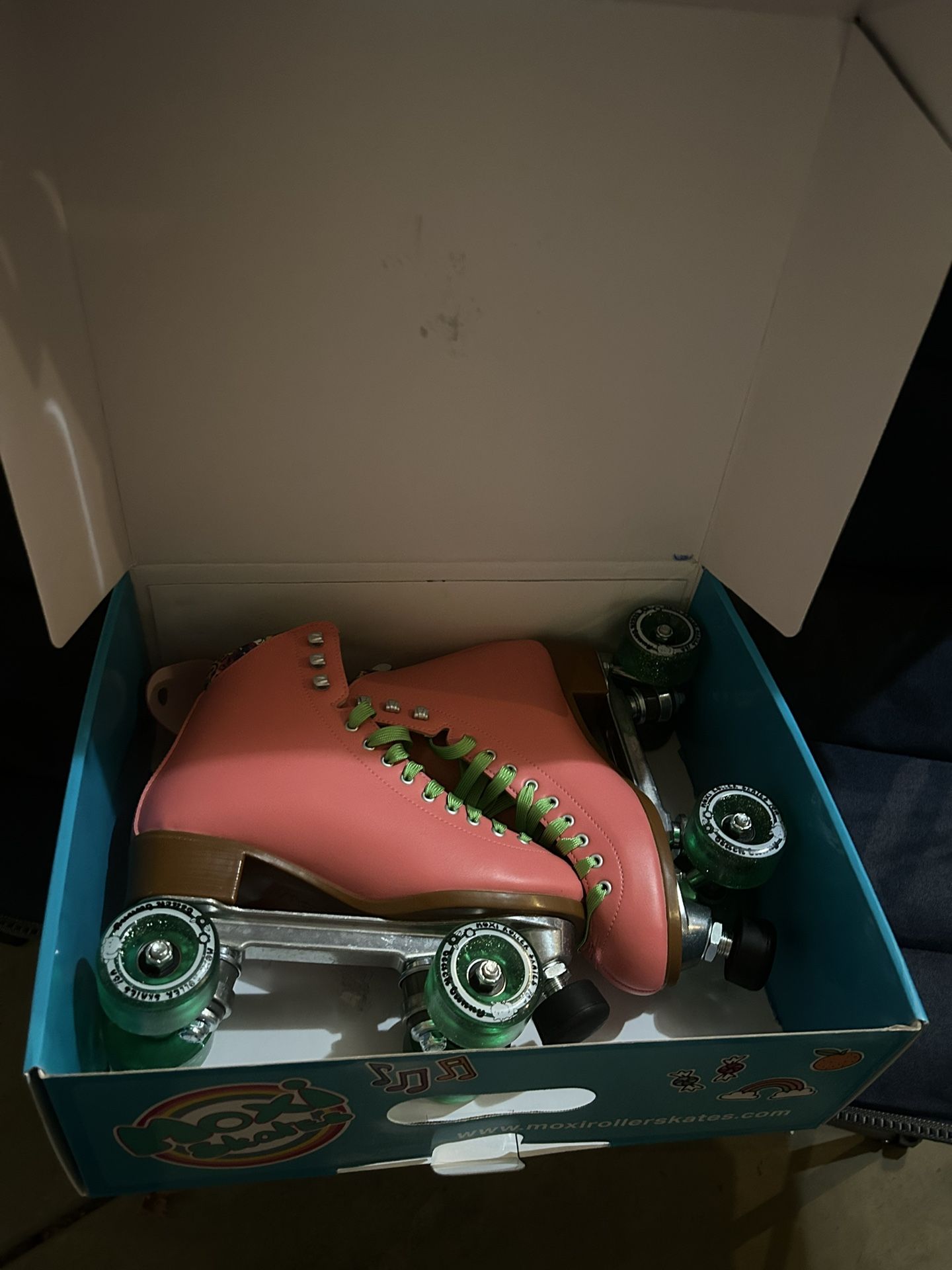 Moxie Roller Skates New In Open Box Size 8 