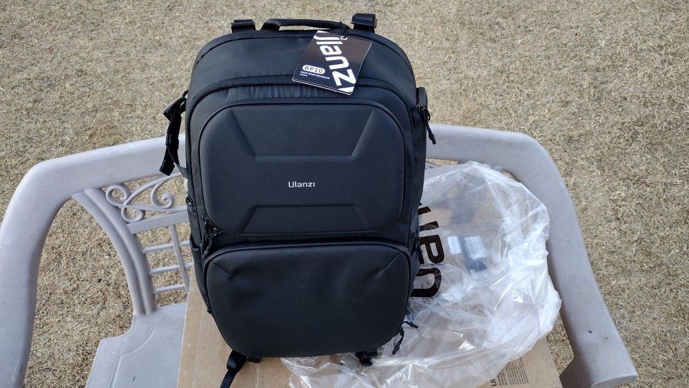 ULANZI BP10 Hardshell Camera Backpack 35L