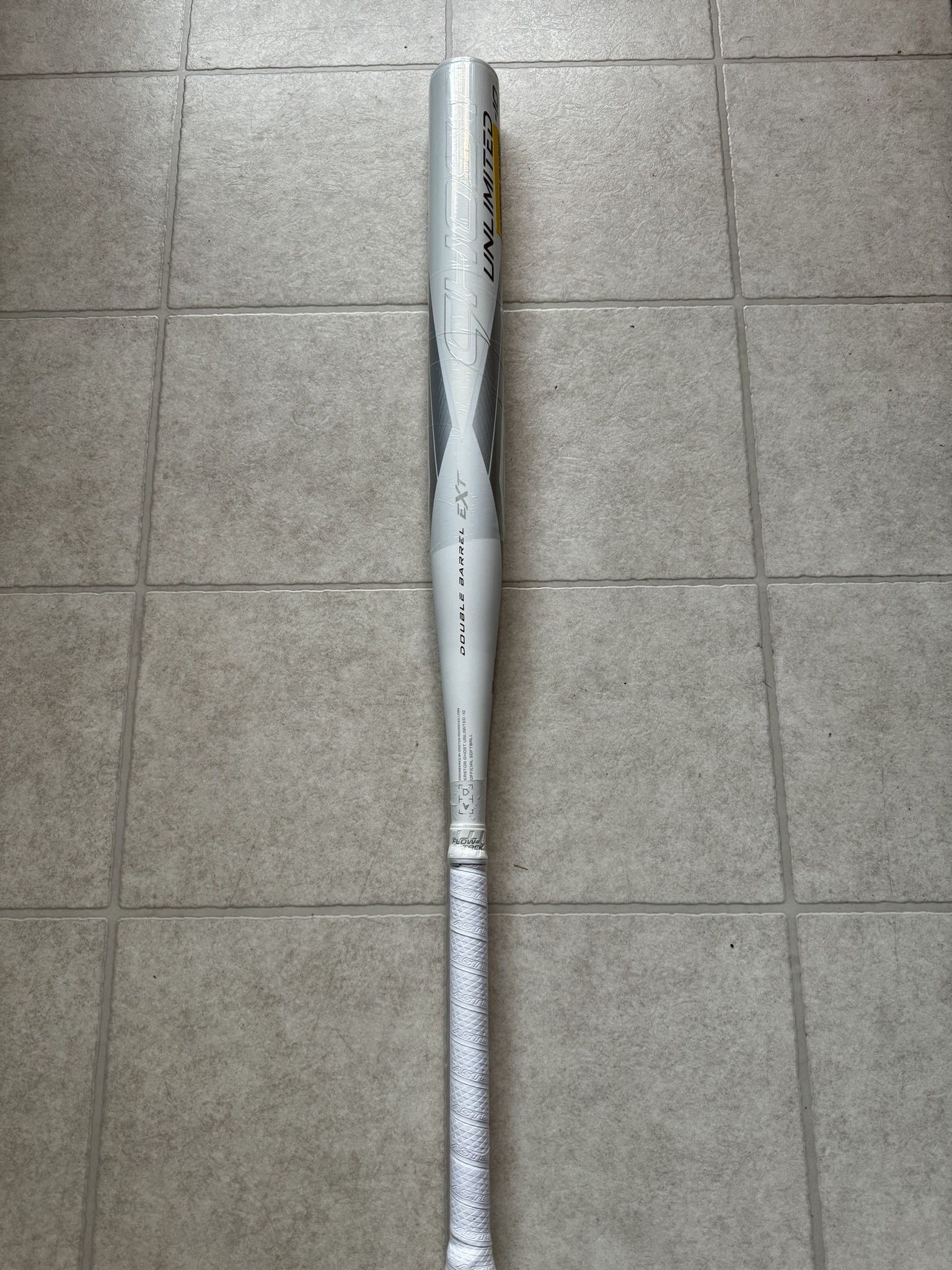Easton Ghost unlimited 2023 Softball bat