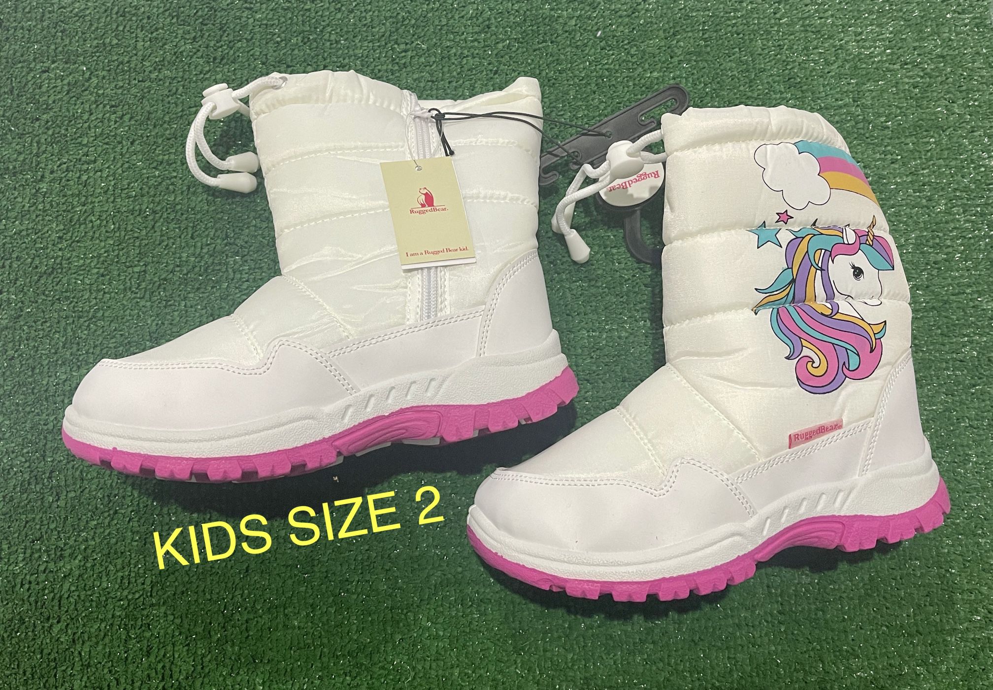 New Rugged Bear Girl's Snow Boot Size 2 (Nuevos).      NO TRADES.    NO SHIPPING.    $$ FIRM.  (PICK UP AT THE EAST PALMDALE)