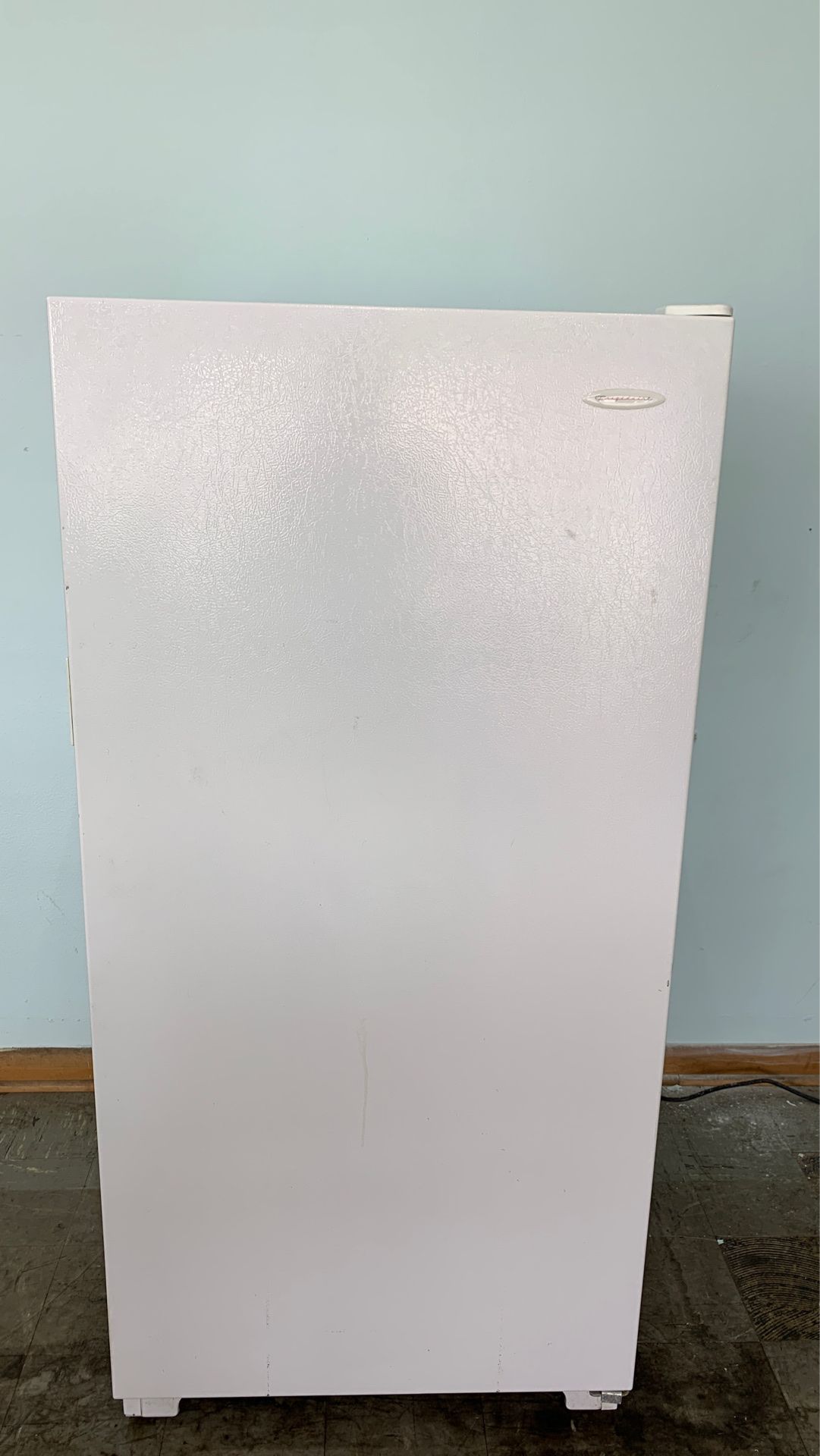 Frigidaire Standup freezer