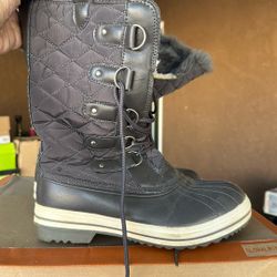 New Womems Snow Boots Grey