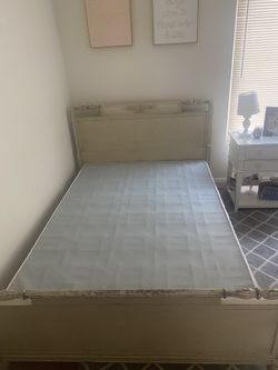 Antique Shabby Chic Full/Queen Head And Foot Board