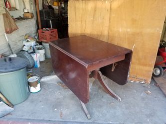 Antique drop leaf table