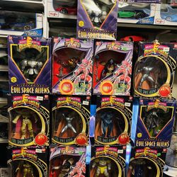VINTAGE POWER RANGER ACTION FIGURES
