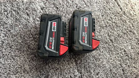 Milwaukee M18 RedLithium XC5.0 Batteries (2-Pack)