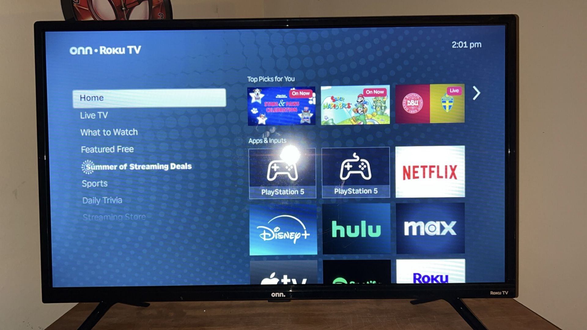32” Smart Roku TV