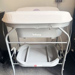 INFANS 2 in 1 Baby Changing Table with Bath Tub Unit, Folding Diaper Dresser Station with Wheels Waterproof Pad Storage Rack, Portable Nursery Organiz