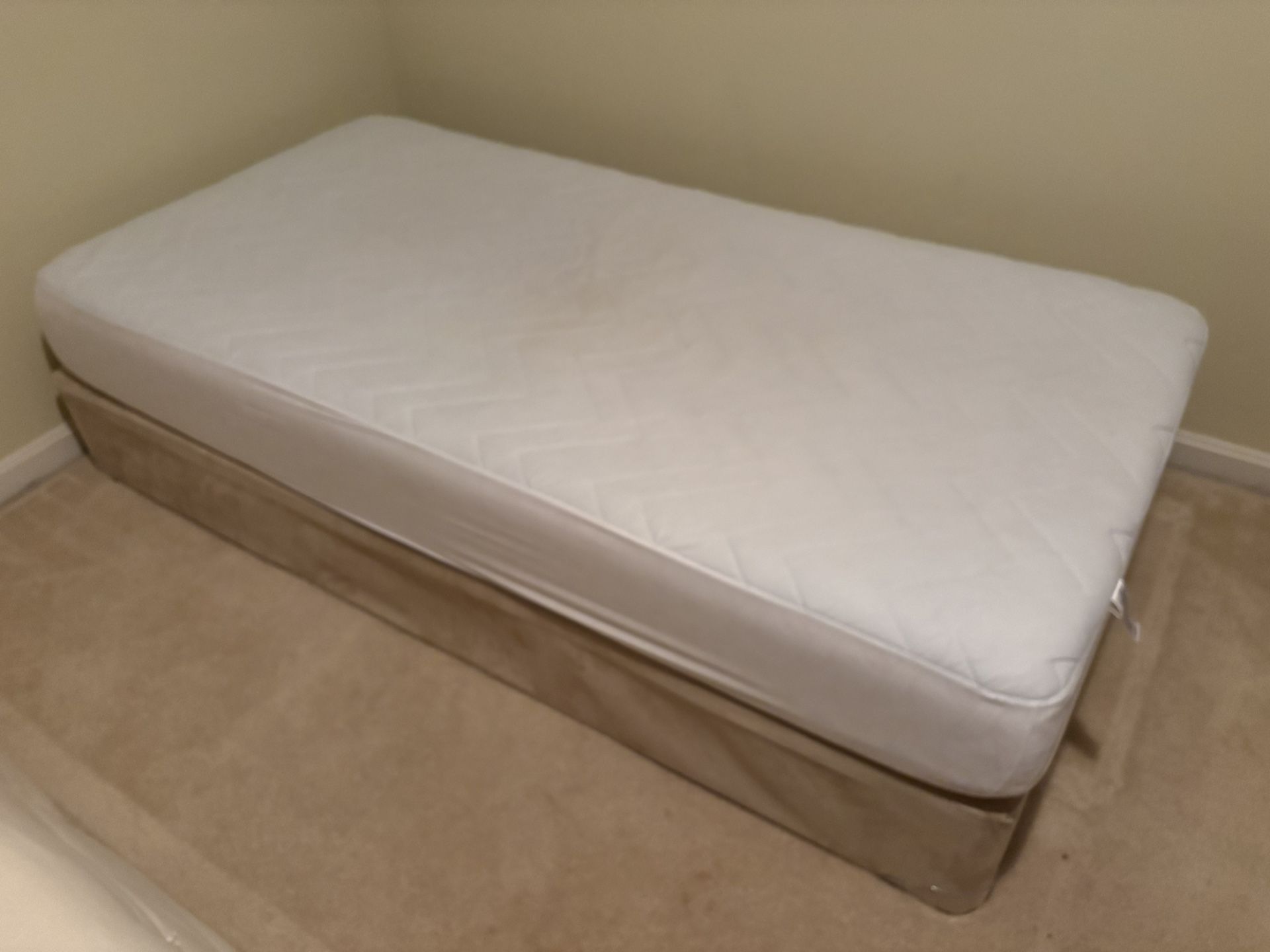 Free Local Delivery - Twin Foam Mattress with 9 inch Suede Foundation