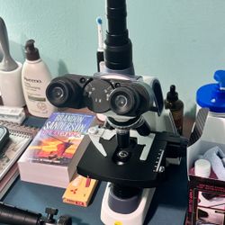Swift SW380T Trinocular Microscope with 1.3MP Camera And Glass Slides