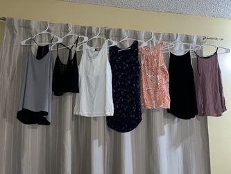 Women’s Medium Summer Tops 