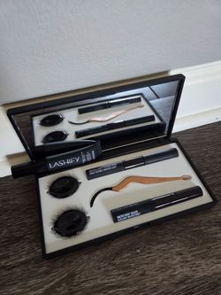 Lashify False Lash Kit
