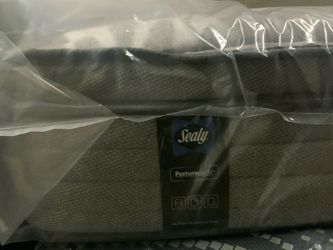 Brand new pillow top king size mattress