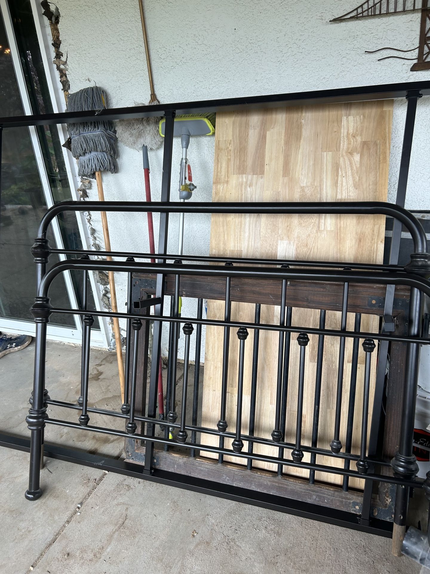 Metal Bed Frame 
