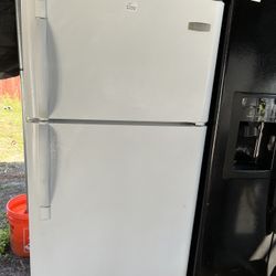 Fridge / Working Perfect/ 1 Month Warranty 