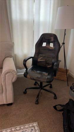 Game chair