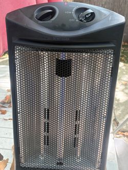 BLACK+DECKER 1,500-Watt-Max Infrared Quartz Tower Heater , BHTI06