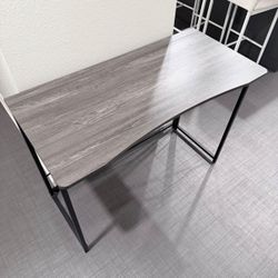 Folding Desk 39.3 Inch Foldable Computer Table, for Home Office, Study HUUGER