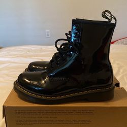 Doc Martens, Women’s Size 9