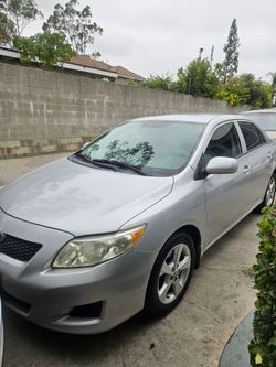 2010 Toyota Corolla LE