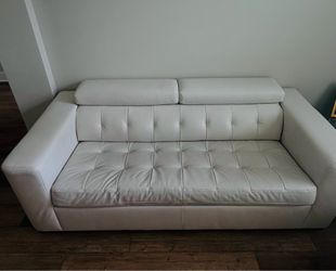 Modern White Leather Sleeper Sofa w/ Pull-Out Queen Bed – Excellent Condition