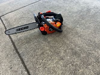 Like New Echo CS-2511TN Chainsaw $520