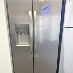 STAINLESS STEEL SIDE-BY-SIDE REFRIGERATOR (6 months warranty) #8233