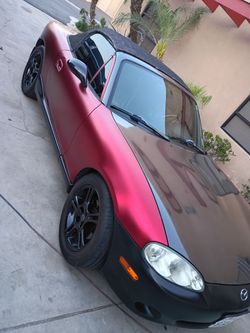 Mazda Miata 2004 black and red