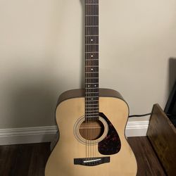 Yamaha Guitar